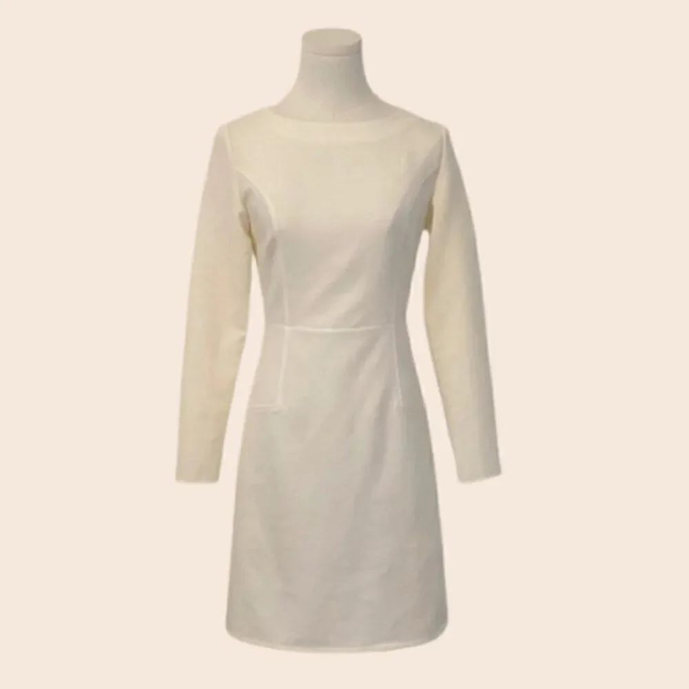 Anthropologie dra Light Cream/ White Long Sleeve Cutout Mini Dress Size Small